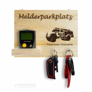 Melderparkplatz Oldie TLF + Feuerwehr + Ortsname Personalisiert ca. 30x20x8cm, Holz NEU
